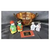 2 sets red letter japan salt and pepper shakers