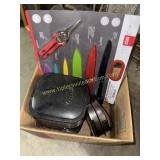 Kitchen appliances, new knife set
