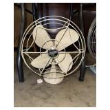 Vintage Eskimo model 1005R electric desk fan
