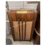 Philco Art Deco console radio