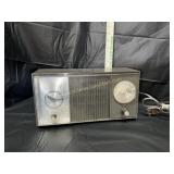 Vintage General Electric solid state AM clock