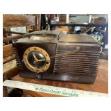 1950s Philco Transitone Bakelite clock radio