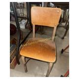 Small childï¿½s chair