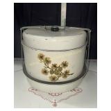 MCM enamel Cake and pie carrier