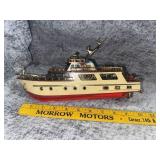 Toy yacht