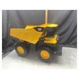 CAT mighty steel dump truck toy