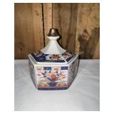 Vintage Japanese imari style candy jar