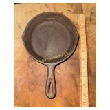 No3 cast iron skillet
