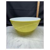 Pyrex primary yellow mixing bowl