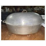 Household institutes aluminum roaster