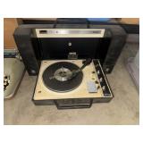 GE portable turntable