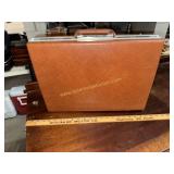 Classic leather samsonite briefcase