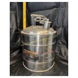 Stainless safety fuel can