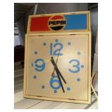 Vintage 70s lighted Pepsi advertising clock