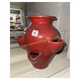 Portuguese strawberry pot