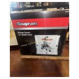 NIB Snap-on vintage square bubble clock