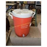 Rubbermaid water cooler