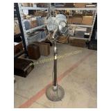 1940ï¿½s floor model fan