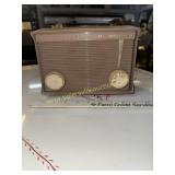 Vintage 1960s Motorola jetsons tube radio