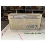 Vintage Juliette RT-46 transistor radio