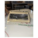 Vintage Panasonic clock radio RC-1119