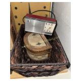 Vintage channel master transistor radio with