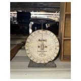 Auto Wate kitchen scale