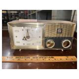 MCM Bulova model 180 princess pink tube AM clock