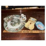 Vintage Florida and Nashville souvenirs
