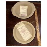 2 pampered chef stoneware mini baking dishes