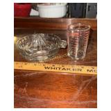 Juicer and measuring glass