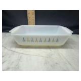 Pyrex Starburst Pattern Baking Dish