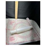 Plastic Rolling Pin and Baking Mat Set