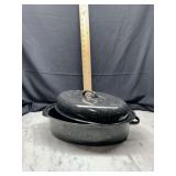 Black Enamelware Roasting Pan with Lid