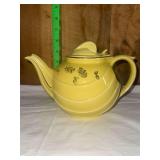 Hall Yellow Teapot 6 Cup with Acorn Leaf Motif