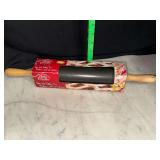 Betty Crocker nonstick rolling pin