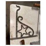 Cast iron flange hook
