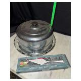 Cake plate with aluminum topper and cake server
