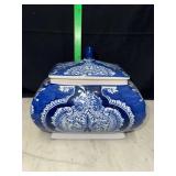 Blue and white chinoiserie lidded jar