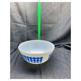 Pyrex Blue Dot Mixing Bowl Model 403