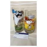 Vintage looney tunes and peanuts glasses