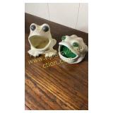 Pair of white sponge frogs
