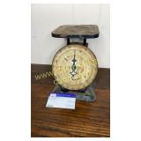 Vintage kitchen scales