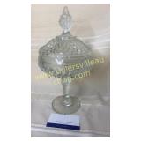 Diamond point covered candy stand