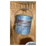 Vintage sport master galvanized minnow bucket
