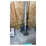 Rakes & sledge hammer