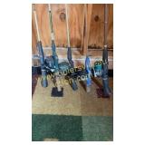 Group of 5 rod and reels zebco, Heddon