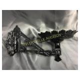 Cast iron lamp bracket