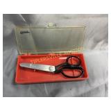 Vintage clause pinking shears