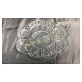 9.5" crystal divided dish
